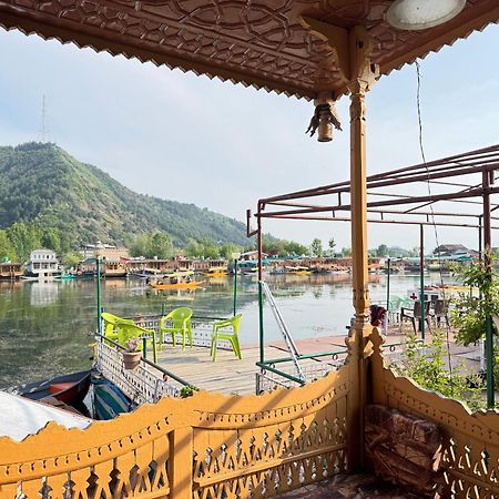 New Sea Palace Houseboats Srīnagar Exterior foto